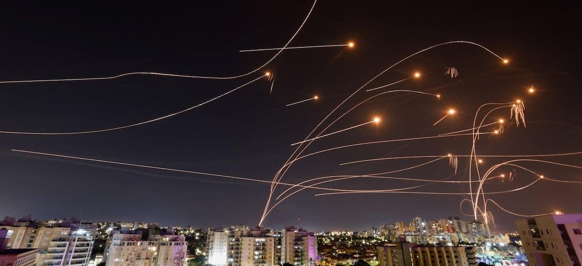 Cómo es el “sistema cebolla” de Israel con el que interceptan misiles, drones y cohetes