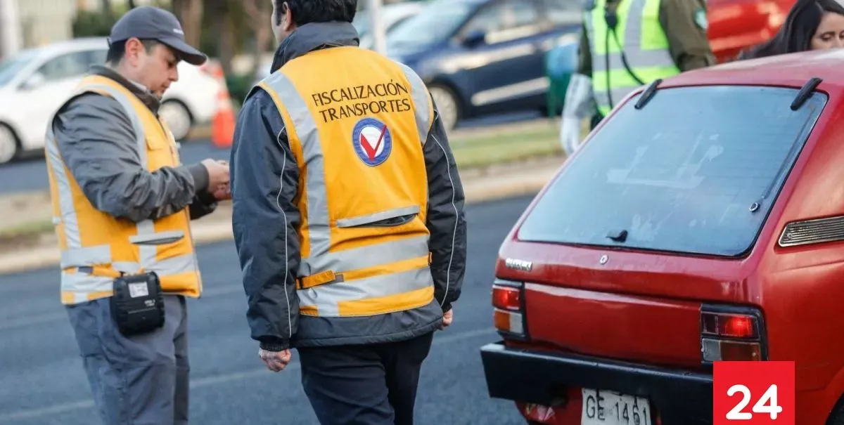 Restricción vehicular: revisa las patentes que no podrán circular este miércoles 15 de julio