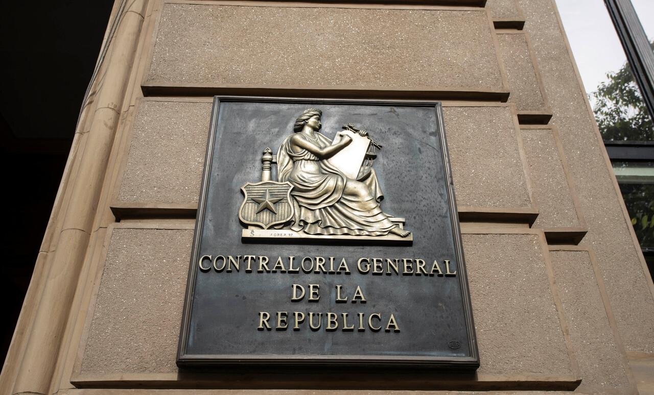 Contraloría detecta irregularidades en tarjetas de combustible de la Municipalidad de Coelemu y formula reparo por más de $214 millones