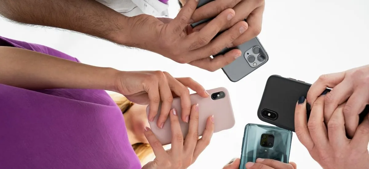 De los audífonos con cable al hogar inteligente: las nuevas tendencias que están redefiniendo el consumo tecnológico en Chile