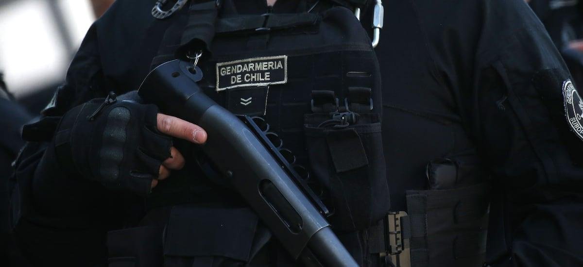 Presidente de Asociación de Gendarmes arremete contra el gobierno y señala que reforma a Gendarmería haría un “tremendo daño”