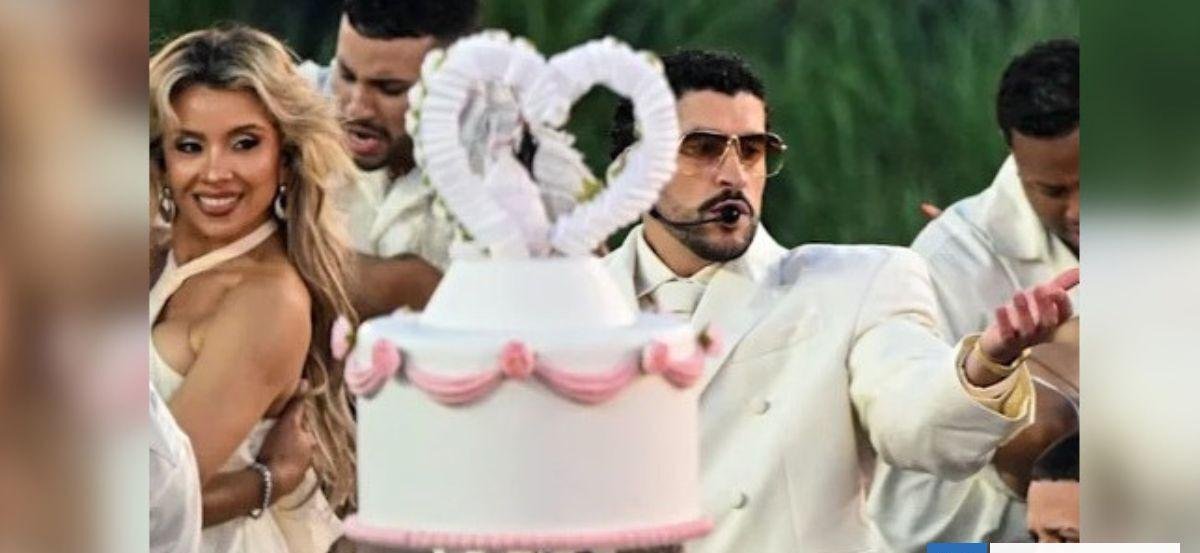 La chilena que brilla junto a Bad Bunny: de abandonar "Rojo" a bailar en el Super Bowl