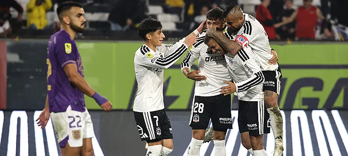 Colo Colo remonta un resultado adverso por primera vez en la era Ortiz, vence a Concepción y lidera su grupo en la Copa de la Liga