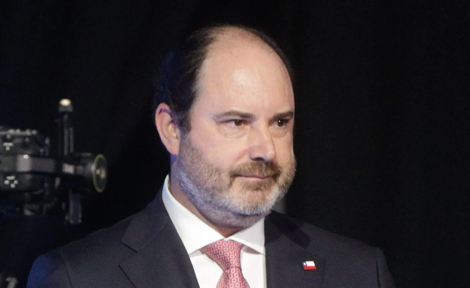 Ministro del Trabajo enfrenta primer conflicto con la oposición tras anunciar “revisión” de Ley 40 Horas