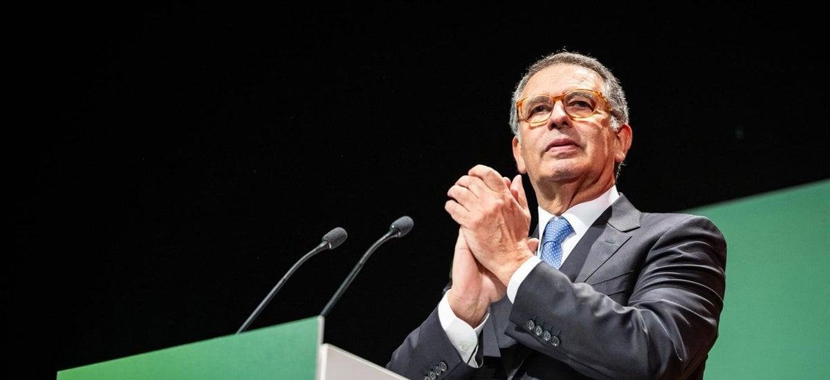 El socialista António José Seguro es el nuevo presidente de Portugal tras ganar por amplia mayoría la segunda vuelta electoral