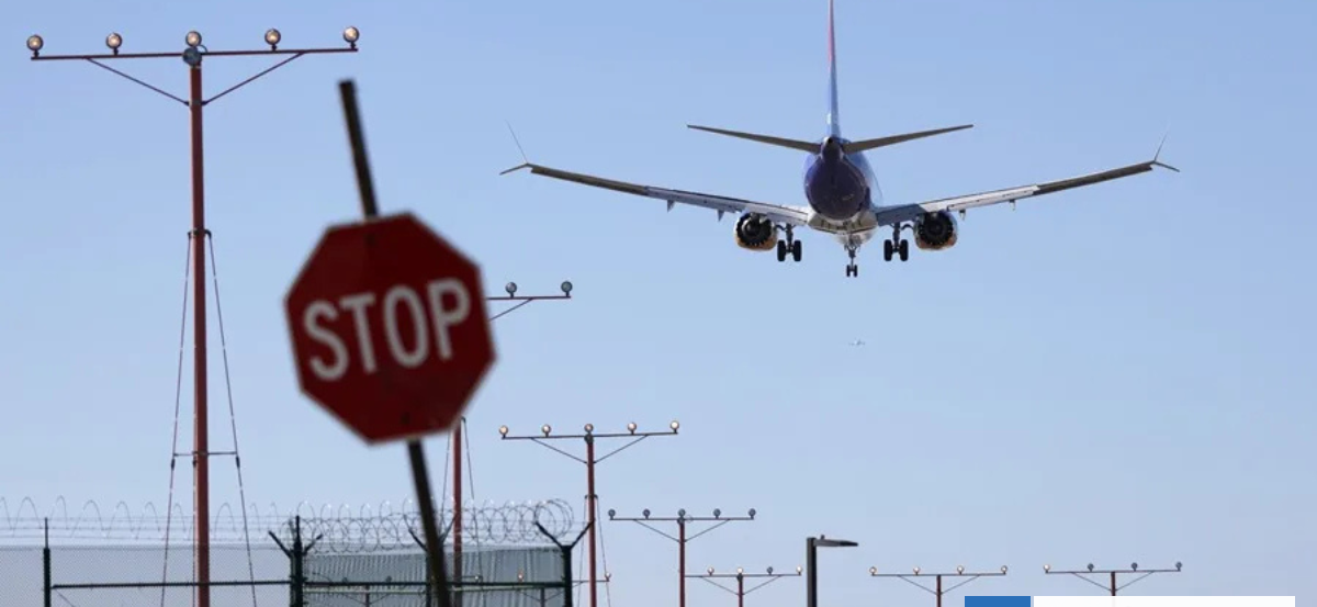¿Incursión de dron narco o prueba láser de EEUU? Versiones contradictorias por cierre aéreo en El Paso