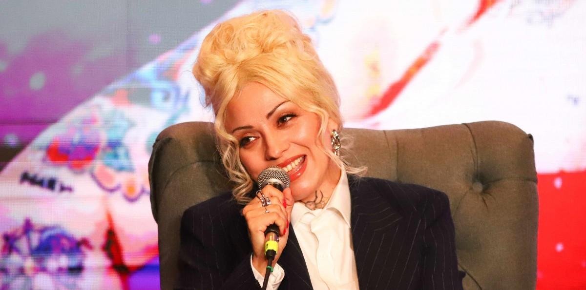 Palta, atún y una estación de maquillaje: Estas son las exigencias de Mon Laferte en el Festival de Viña 2026