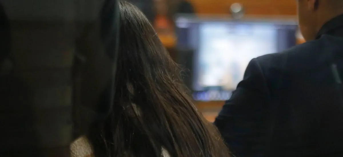 Se revelaron los amenazantes mensajes y quedó con tres medidas cautelares: otra joven detenida por escribir contra Kast