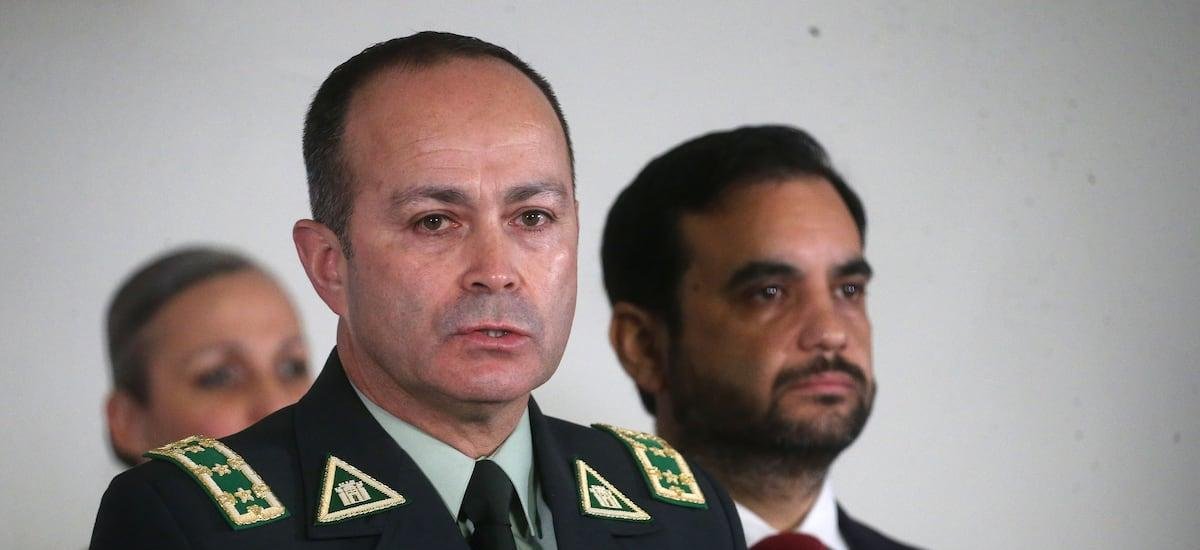 Gremio de gendarmes emplaza a ministro Gajardo “a pronunciarse” por denuncia de acoso contra el director nacional Rubén Pérez