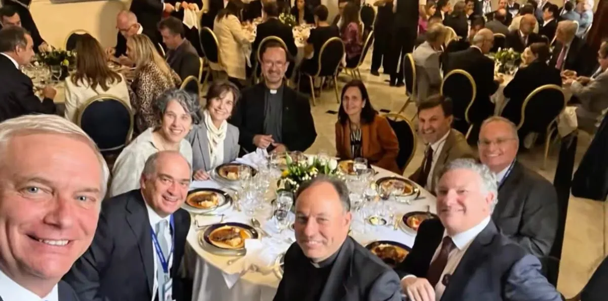 Kast admitió que almuerzo con excompañeros en La Moneda fue un error