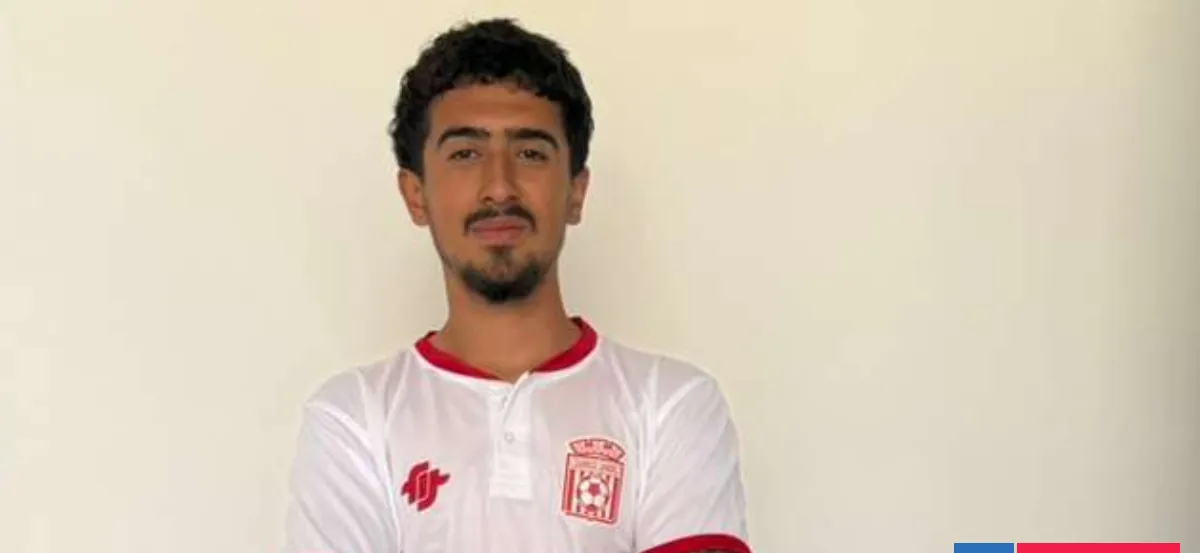 Desde EEUU a Curicó Unido: Jayden Vásquez, el "9 de área" de padres chilenos que sueña con La Roja