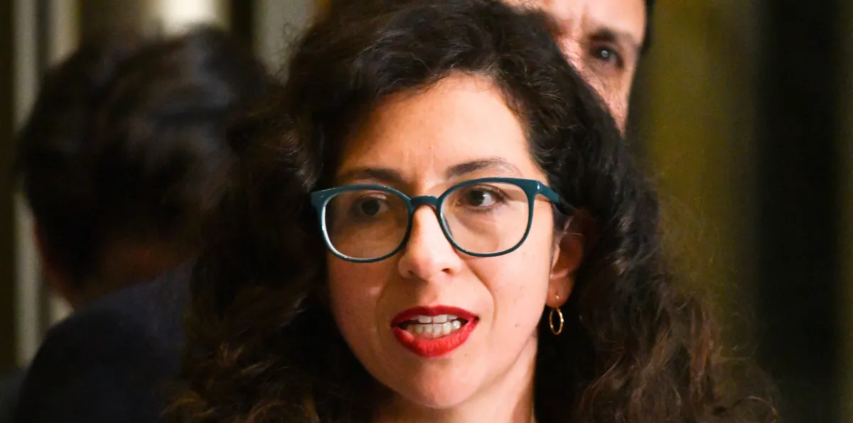 “Me remonta a la dictadura”: Gael Yeomans cuestionó la reforma de seguridad de Kast