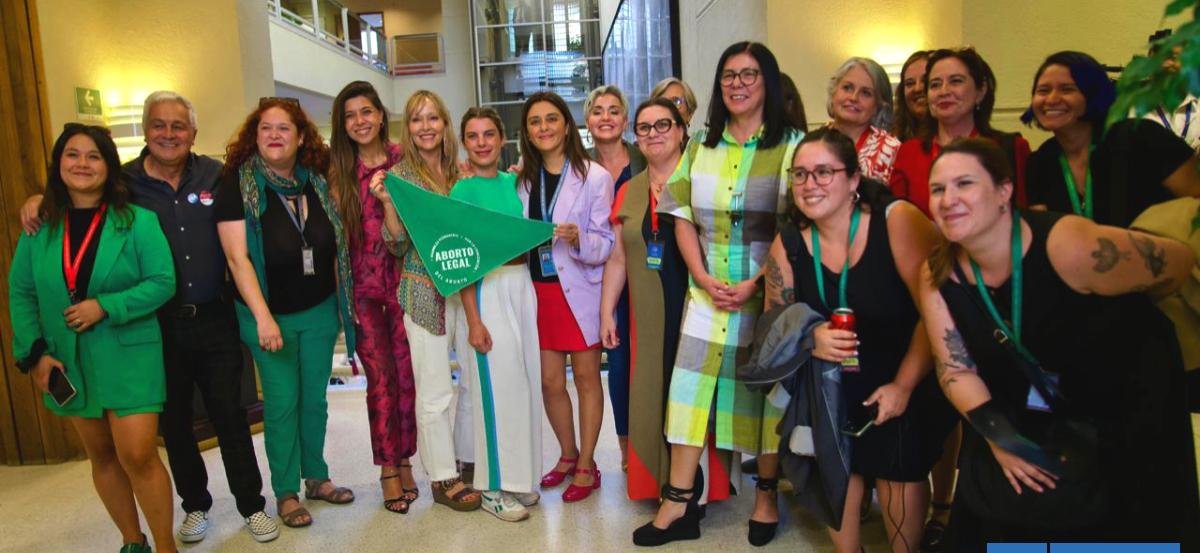 Gobierno valora avance de la Ley de Aborto en la Cámara y espera que administración Kast no la vete