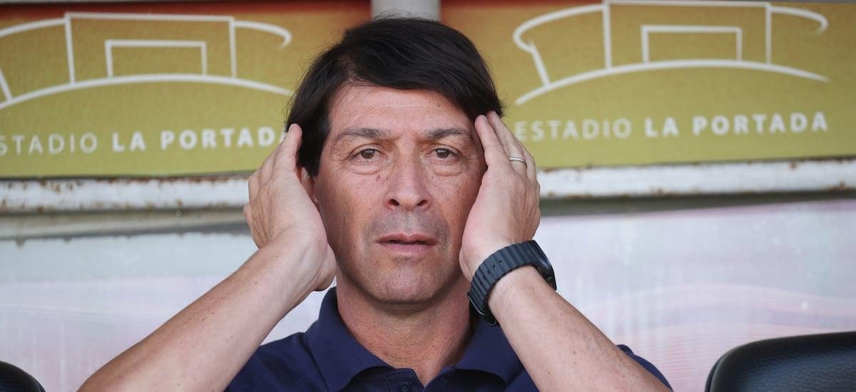 El dolor de cabeza que suma Daniel Garnero en la UC en la antesala del duelo ante Ñublense