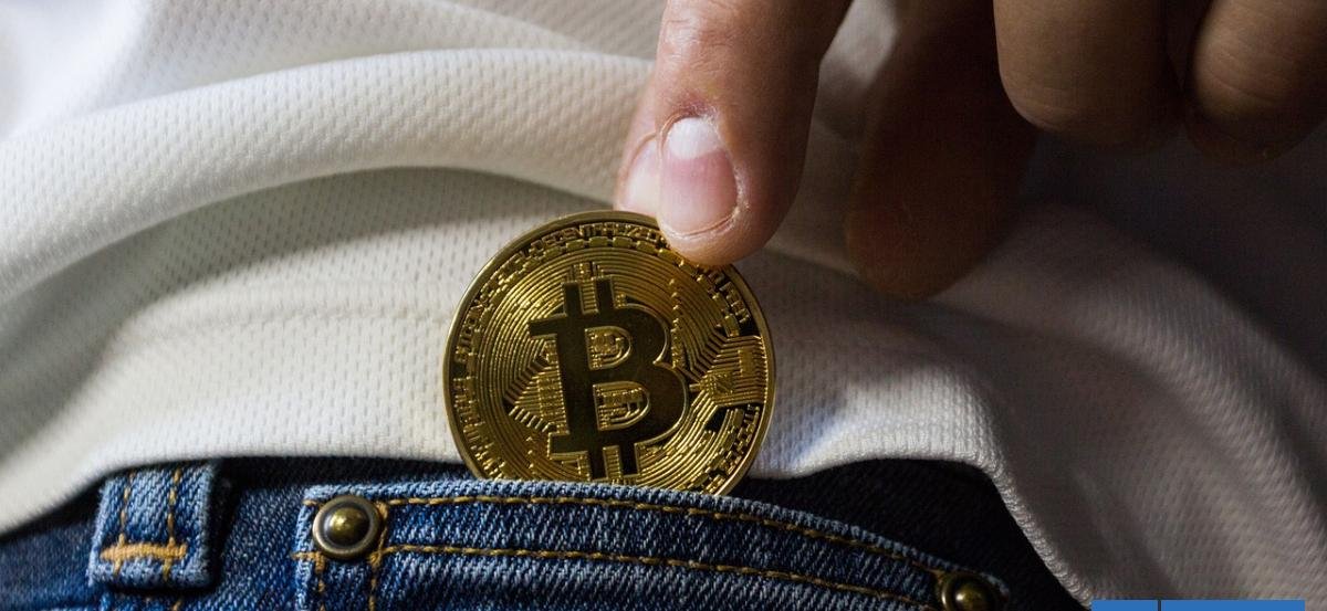 El bitcóin parte la semana con pérdidas ante las nuevas tensiones arancelarias por parte de Trump