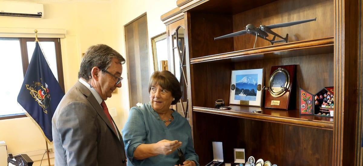 Delpiano se reúne con futuro ministro Barros y destaca: “La política de Defensa, por definición, es de Estado”