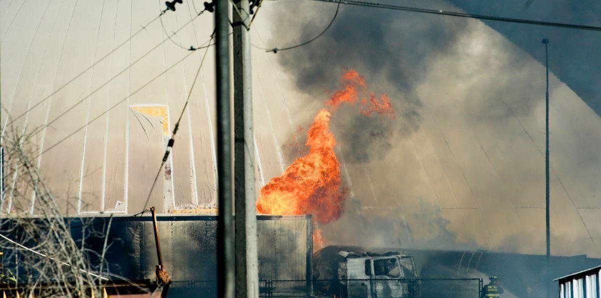 Aumentan a nueve el número de muertos tras explosión en Renca