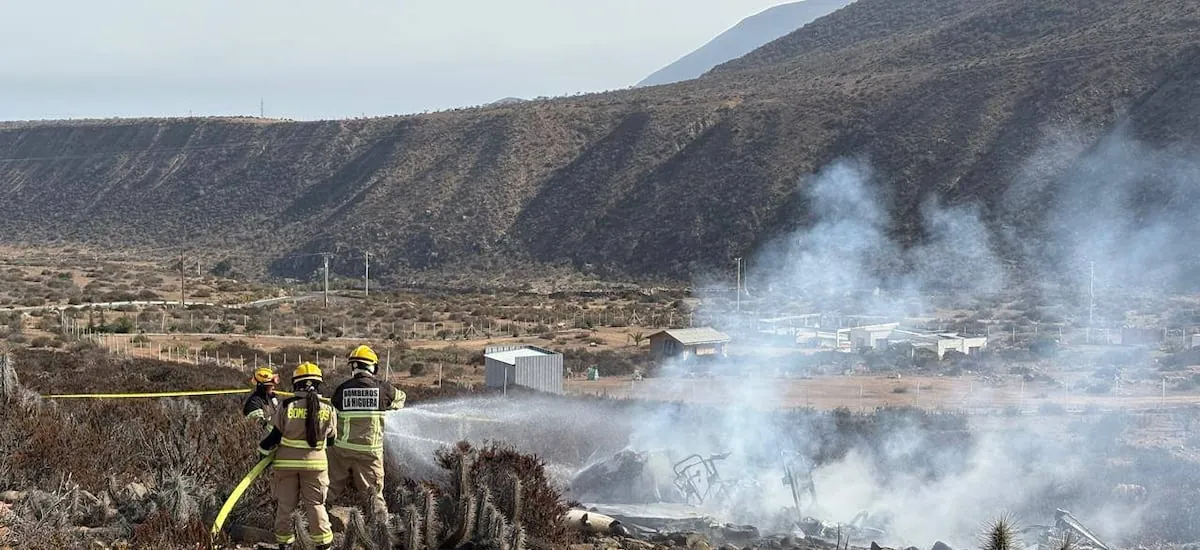 Avión de la FACH tuvo que realizar aterrizaje de emergencia cerca de La Serena: sus dos pilotos resultaron ilesos