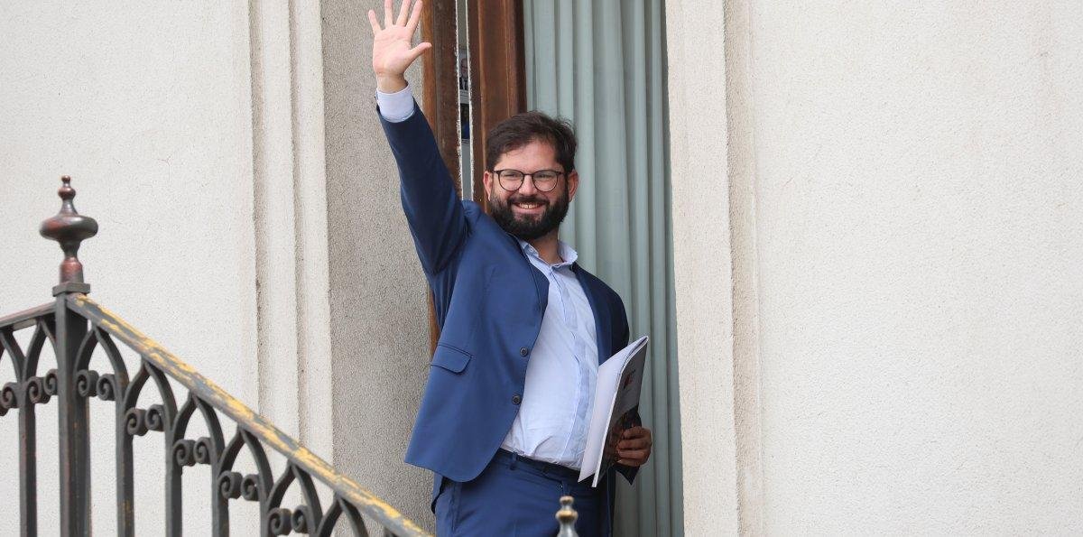 Boric defiende el Pase Cultural y cuestiona anuncio de Undurraga de eliminarlo