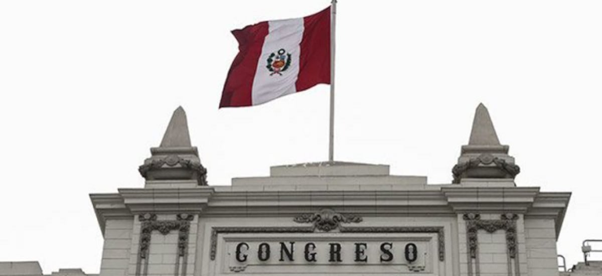Guía para entender la inestabilidad política en Perú: ocho presidentes en una década