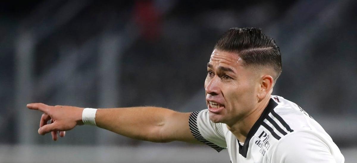 ¿Se olvida de Santiago Wanderers? El salario que acerca a Óscar Opazo a Everton
