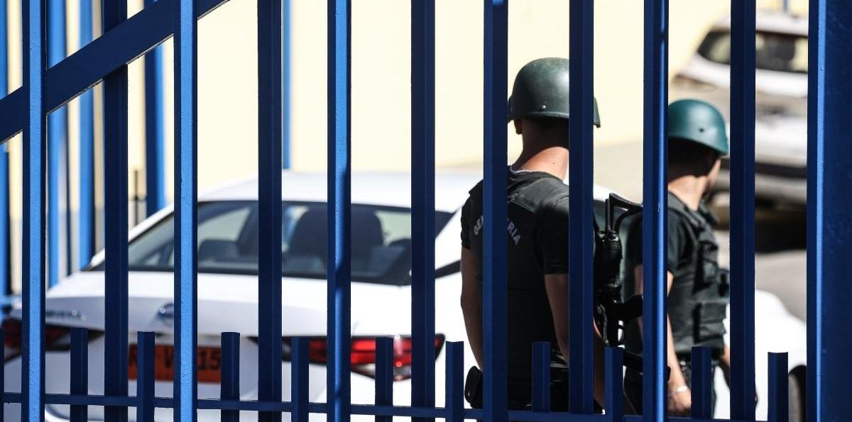 Cinco internos tomaron como rehenes a gendarmes en cárcel de Vallenar