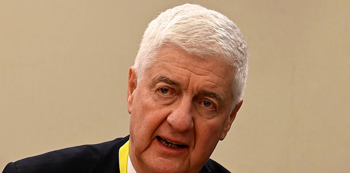 “Lo sacó su propia impudencia”: Oficialismo rechaza dichos de Etcheberry donde culpó al PC de su salida del SII