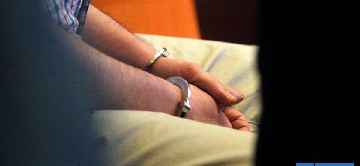 Ingresan querella por presuntas irregularidades en juicio de kinesiologo que abusó de niña en Pucón