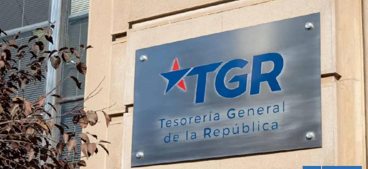 Tesorería hace llamado "urgente" a deudores del CAE para ponerse al día y "evitar acciones judiciales"
