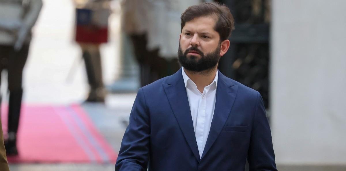 Presidente Boric recibió bono y su sueldo bruto subió de $7 a $10 millones: ¿De qué se trata?