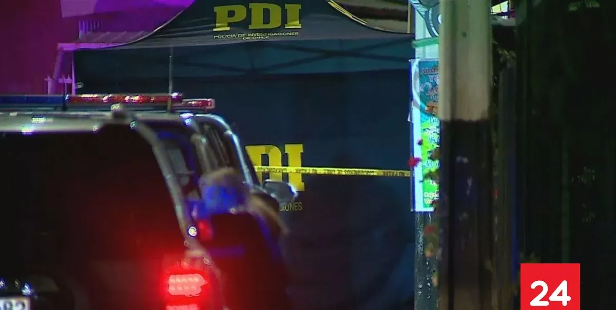 Investigan posible femicidio en Puente Alto: mujer de 19 años fue encontrada sin vida en su domicilio