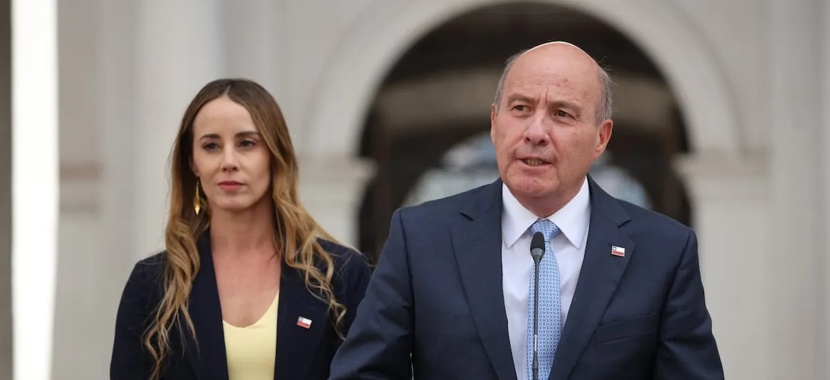 Quiroz convoca a reunión especial para enfrentar alza del petróleo y advierte por delicada y extrema situación fiscal