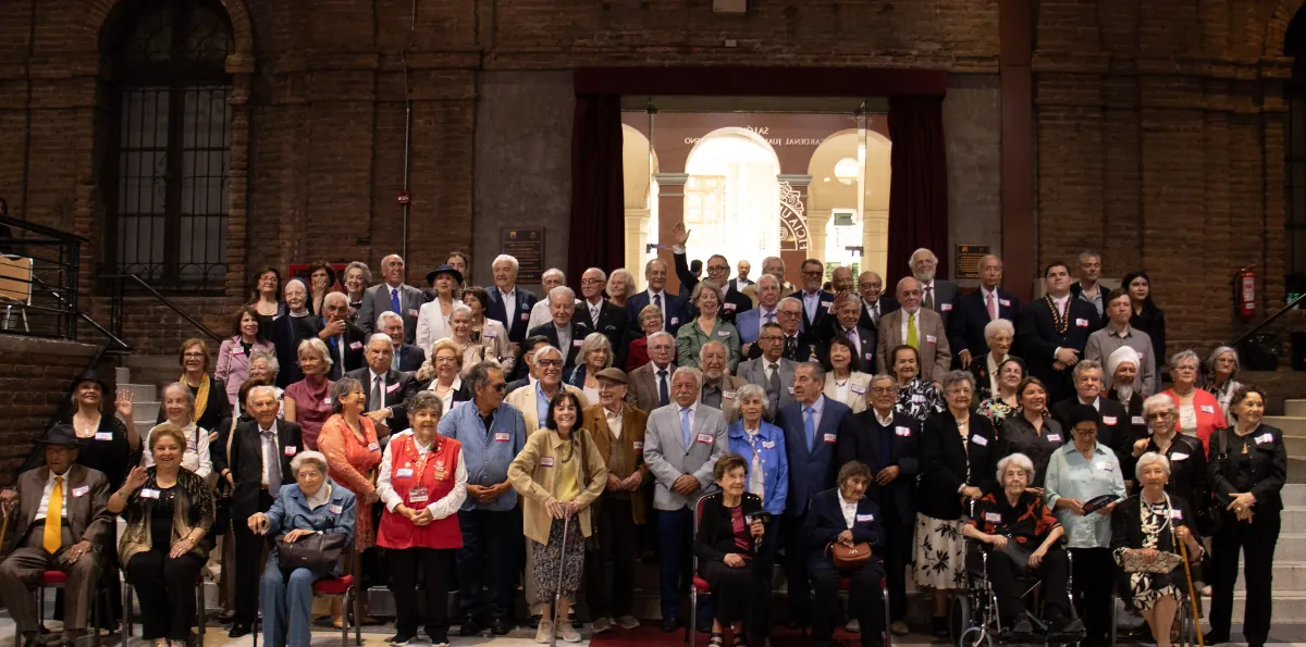Abren convocatoria para reconocer a "100 Líderes Mayores" del país por su aporte a la sociedad