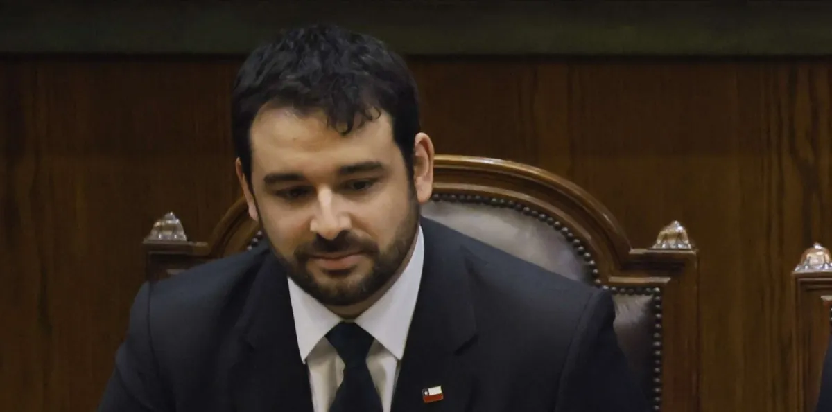 Exsubsecretario de Hacienda rompe el silencio tras su salida: "No consumo drogas, ese segundo resultado es un error"