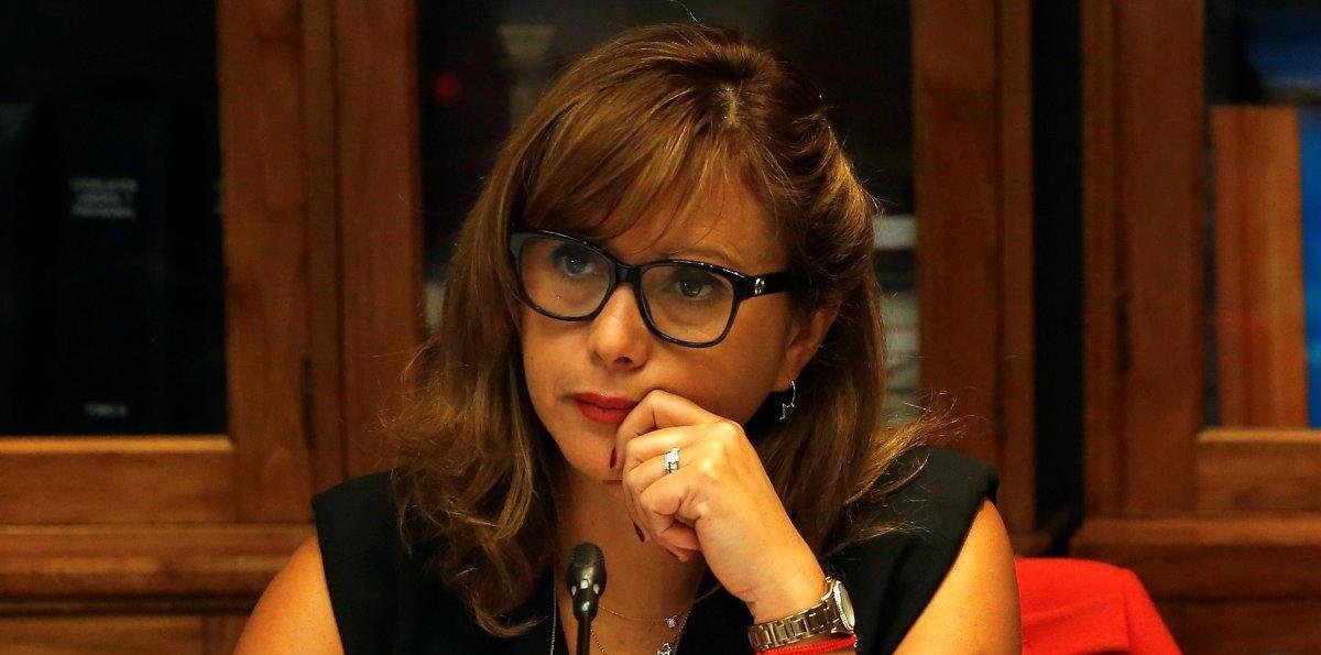 "Muñeca bielorrusa": Fiscalía investiga a la senadora PPD Loreto Carvajal