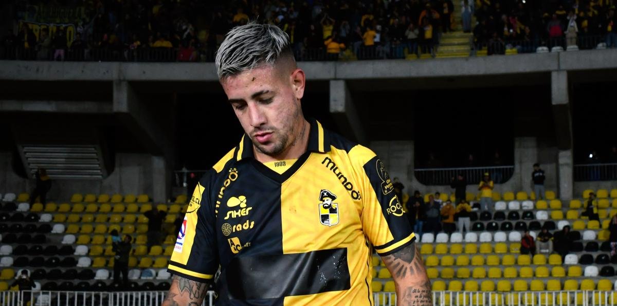 Cúpula del fútbol de Malasia renunció tras escándalo que involucra a Rodrigo Holgado