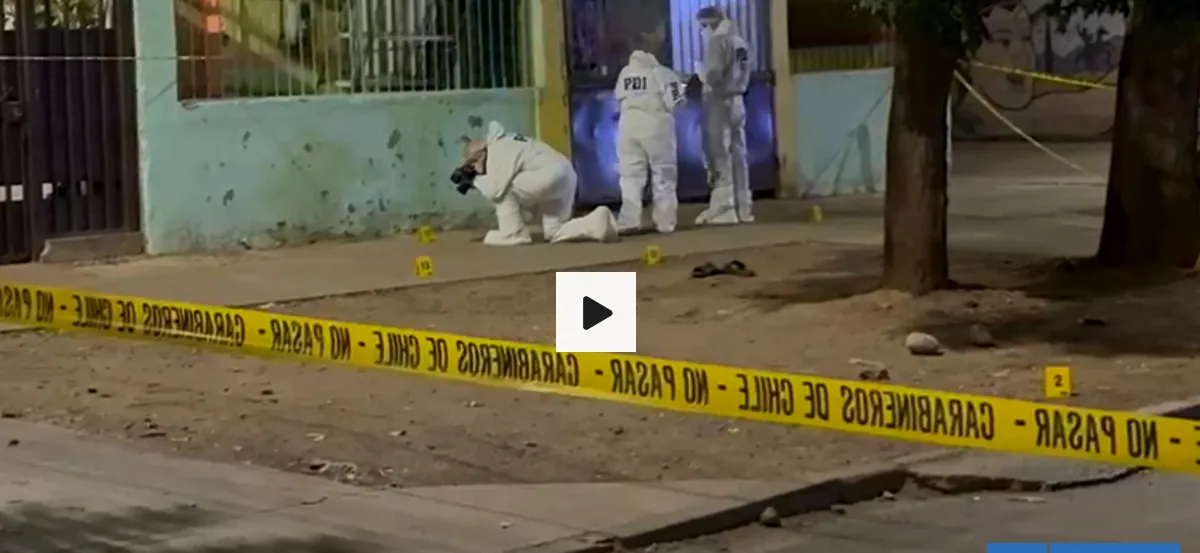 Doble ataque a balazos tras riña deja un hombre en riesgo vital en Cerro Navia y activa a ECOH y PDI