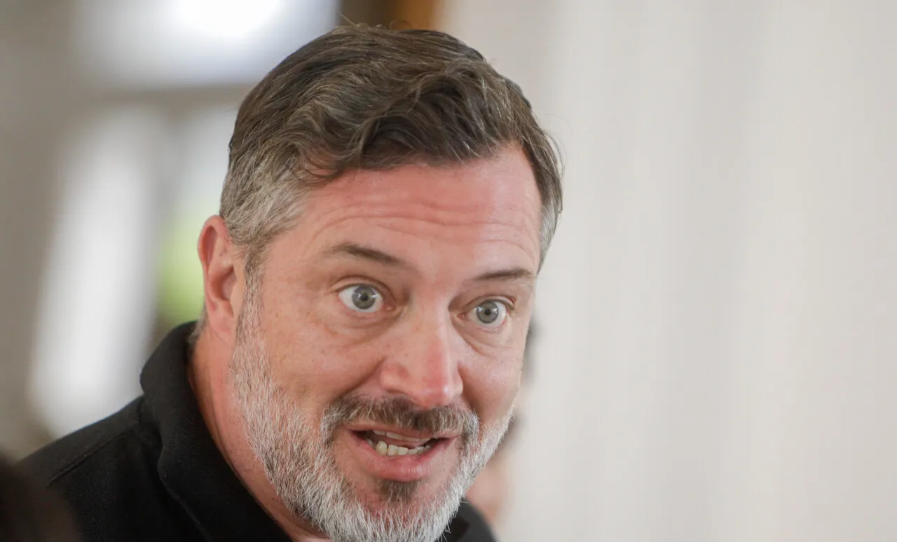 “El que se esfuerza, tiene disciplina y orden, puede irle bien”: Sichel durante visita de Kast a Liceo Augusto D’Halmar