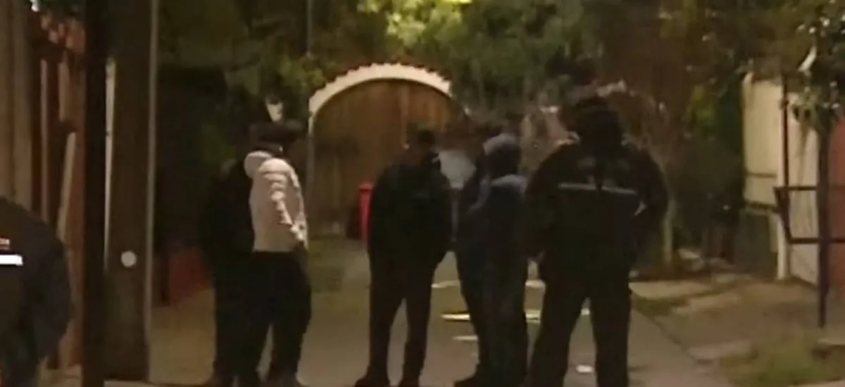 Joven de 23 sacó bate para enfrentar a delincuentes y lo mataron: fuertes detalles tras asalto que remece a Huechuraba