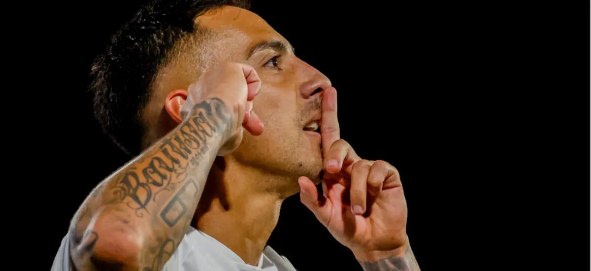 “Pidió disculpas…”: Fernando Ortiz entierra la polémica por arrebato de Javier Correa ante Audax Italiano