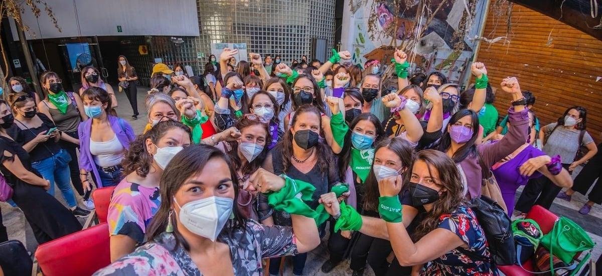 El tira y afloja de las organizaciones feministas con el gobierno de Boric