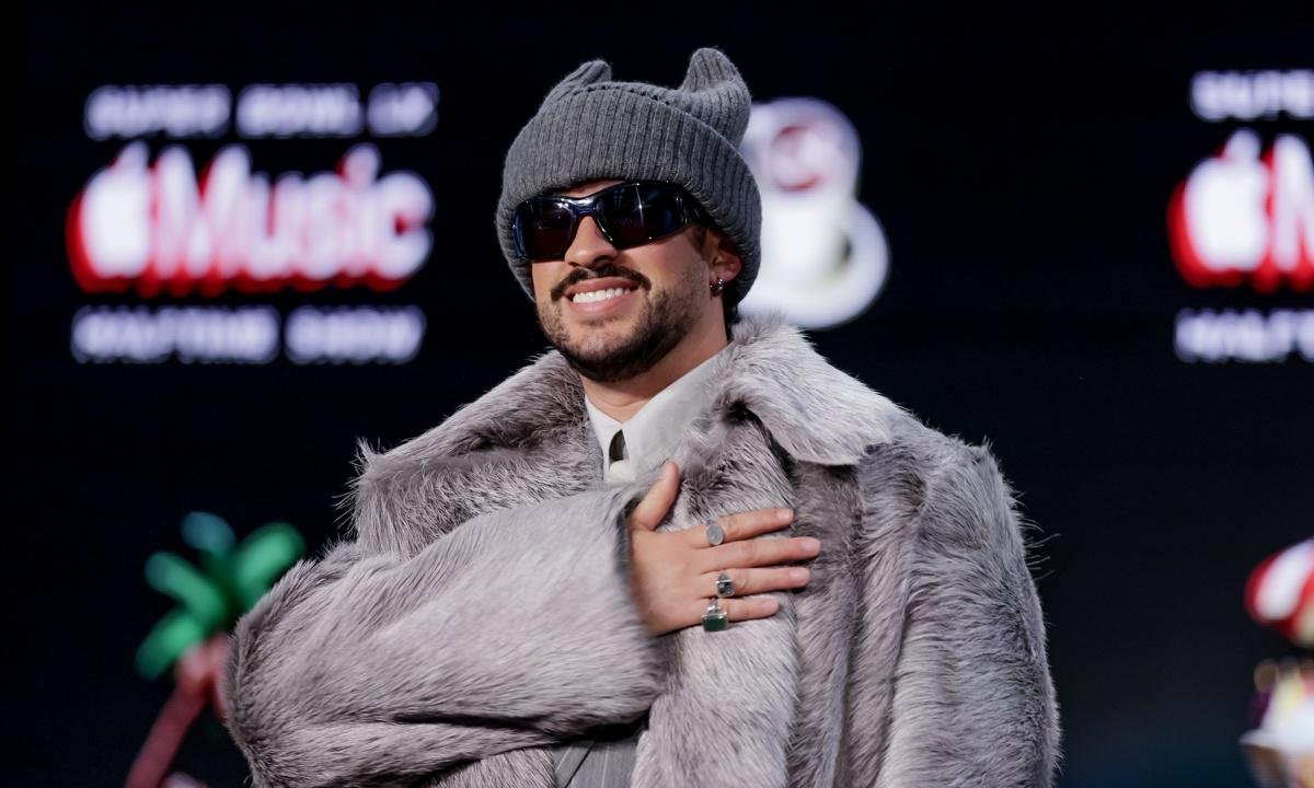 Bad Bunny promete convertir el escenario del Super Bowl en “una gran fiesta” que estará llena de la cultura puertorriqueña