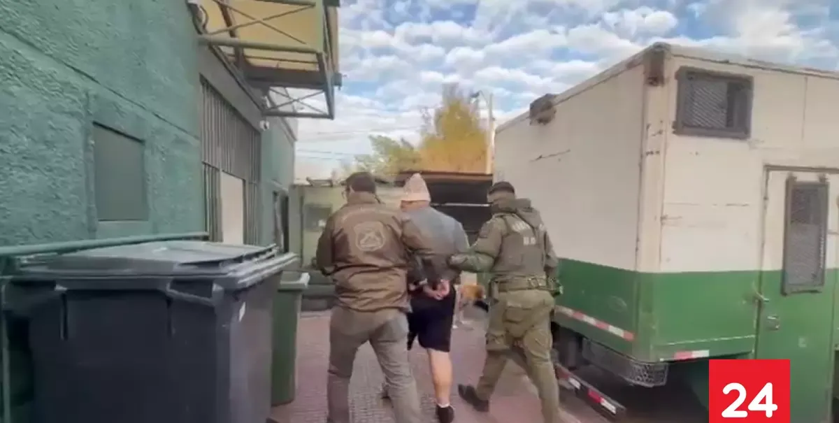 Mantenía orden de detención vigente: Detienen a sospechoso por mediático robo a pastelería en Quilicura