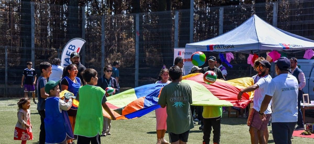 Mineduc valora impacto de escuelas de verano en Biobío tras incendios y detalla planes de contingencia para el inicio del año escolar