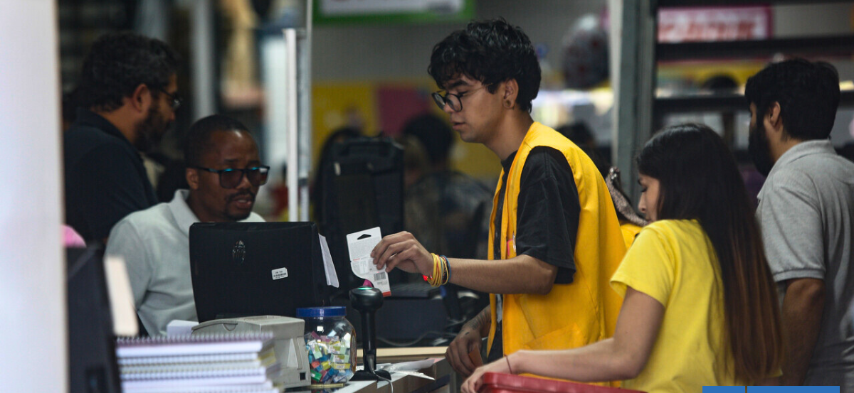 Abren 500 vacantes laborales para apoyar la temporada escolar: qué cargos ofrecen y cómo postular
