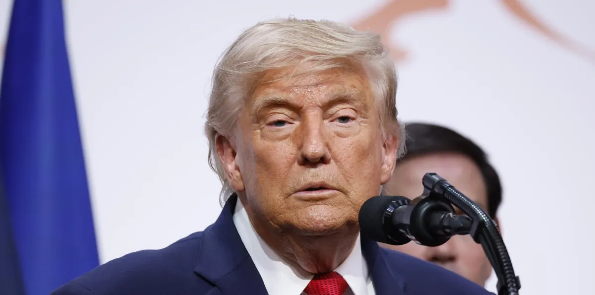 Donald Trump advierte que Irán "dejará de existir" si continúan los ataques