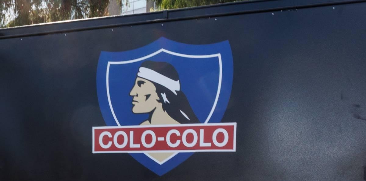 Colo Colo recibió multa de cerca de 400 mil pesos por esconder balones ante Everton