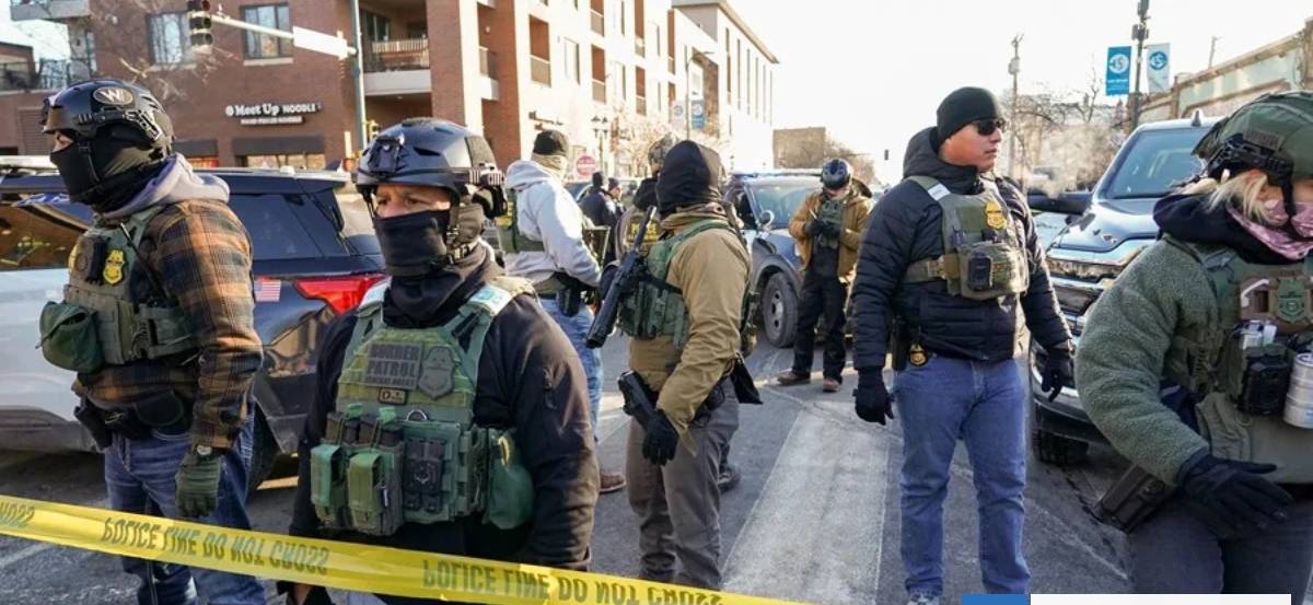 Suspenden a los agentes de migración que mataron a Alex Pretti en Minneapolis