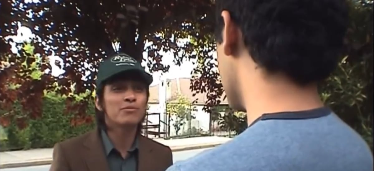 Antes del Club de la Comedia: Pedro Ruminot desempolva el primer sketch de “El Encuestador”