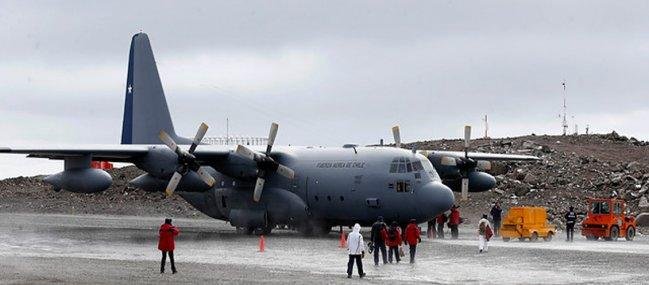 Hércules C-130: Postergan juicio tras renuncia "intempestiva" de abogado defensor